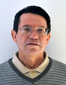 Dr. Jorge E. Valenzuela González