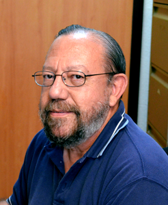Dr. Alberto González Romero